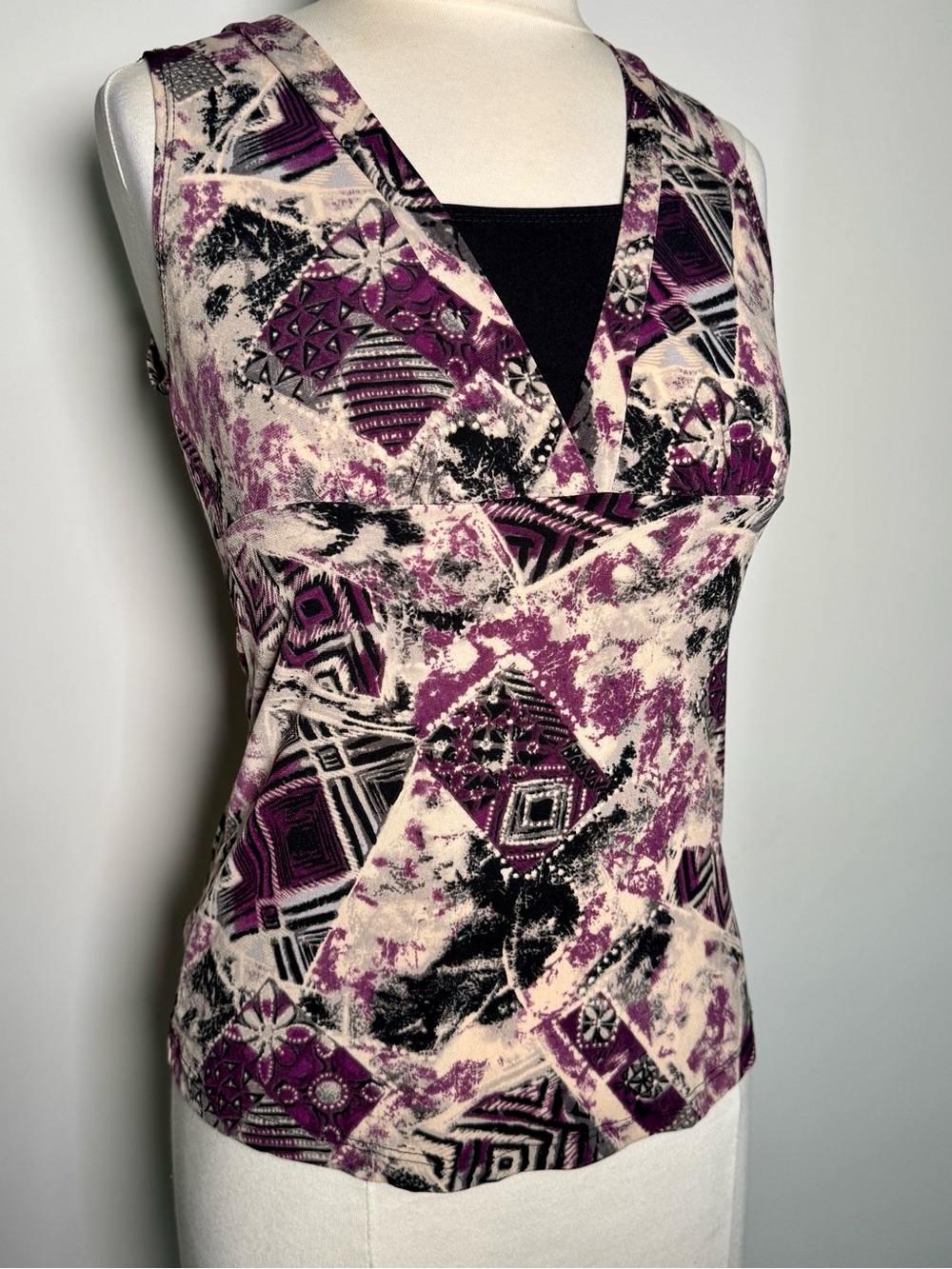 Y2K Abstract Print V-Neck Tank Top in Purple, Black, and Cream